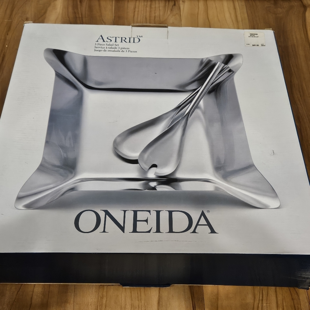 Oneida Astrid 3 piece salad set used once